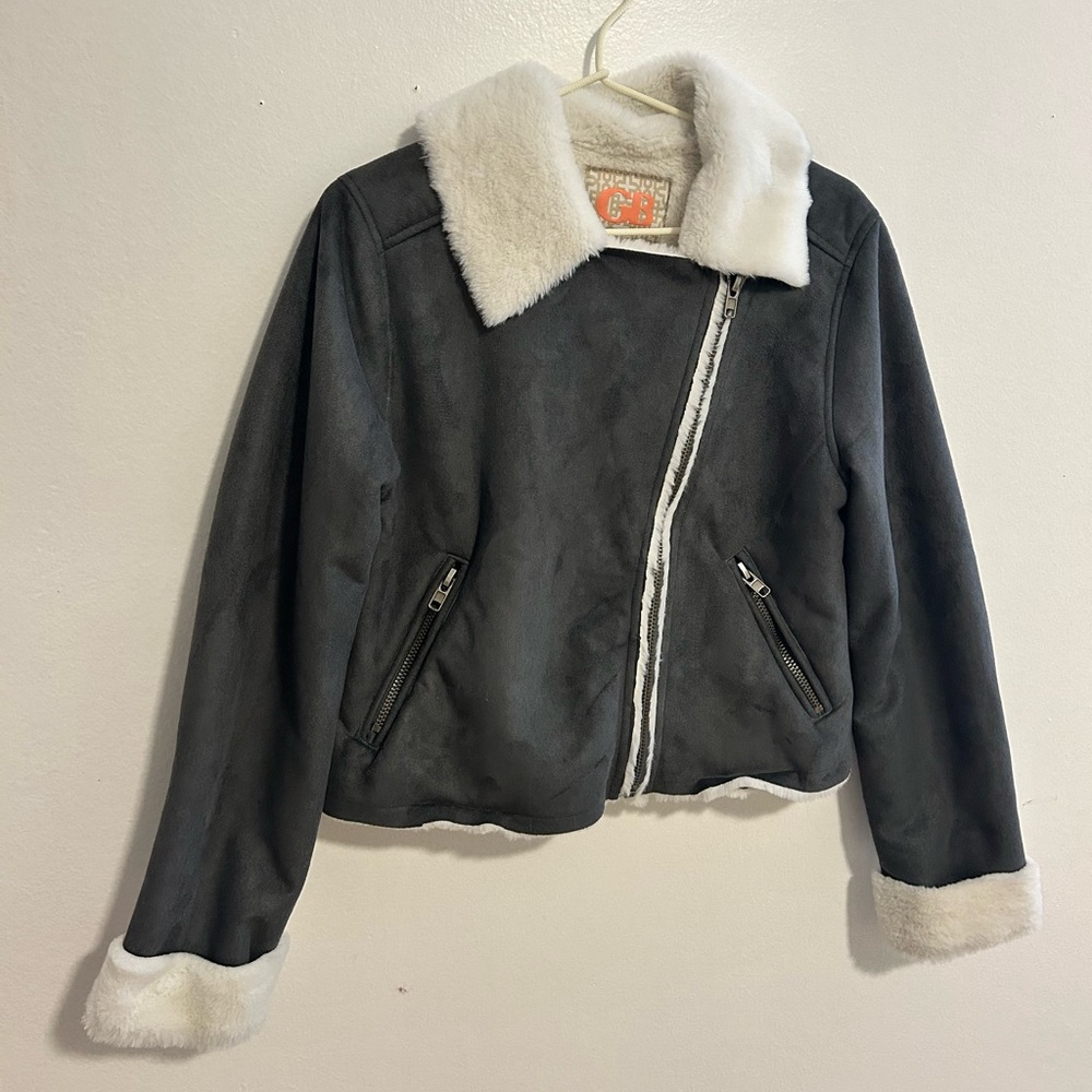 Thrifted Gianni Bini dark grey faux fur zip up jacket